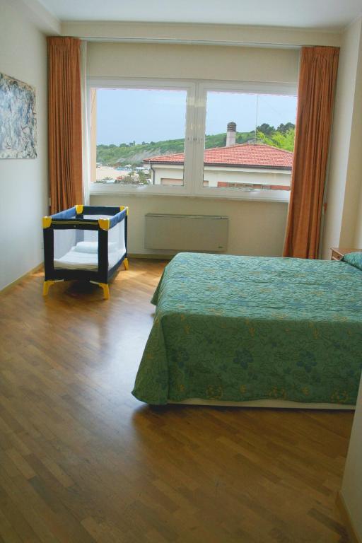 Hotel Scogliera Numana Quarto foto